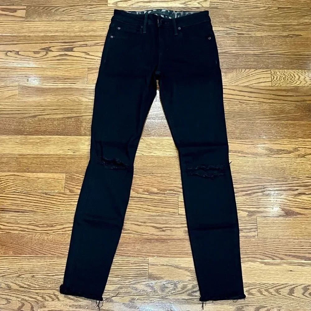 Joe’s Jeans Flawless Finn Skinny Ankle Jeans